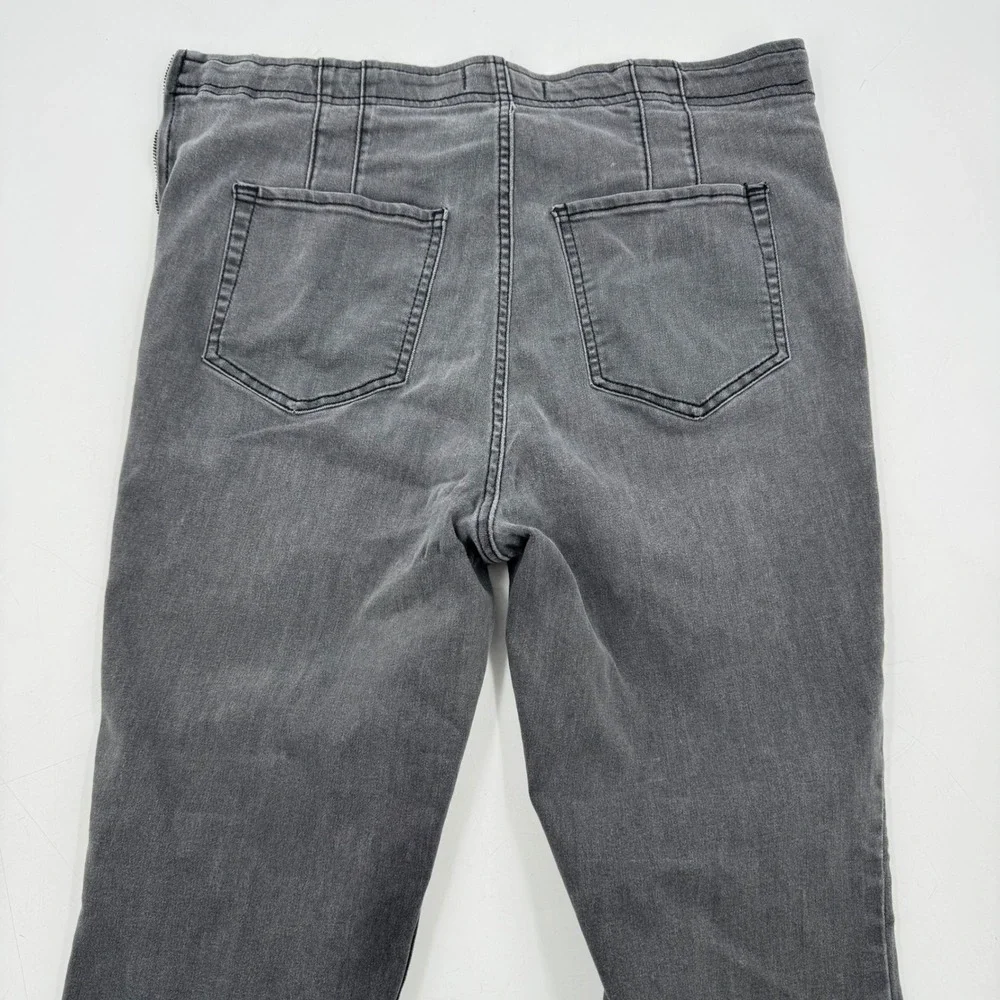 Free People Grey Flare Jeans‎ High Waisted Zipper Fly Denim Women's Size 32
